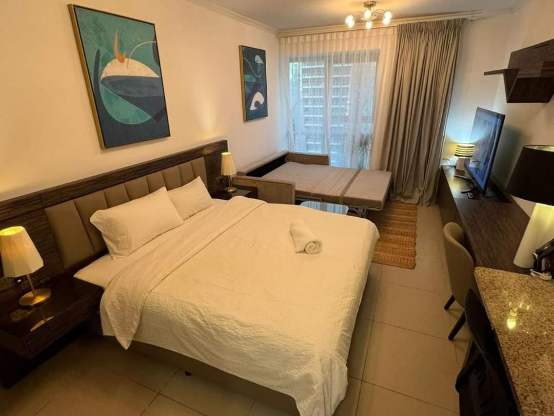 Stunning - High Floor - Canal View - Goldcrest Exectutive Tower Dubai